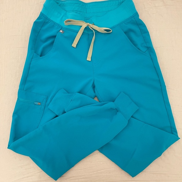 Figs Scrubs Teal Set - Picture 3 of 3